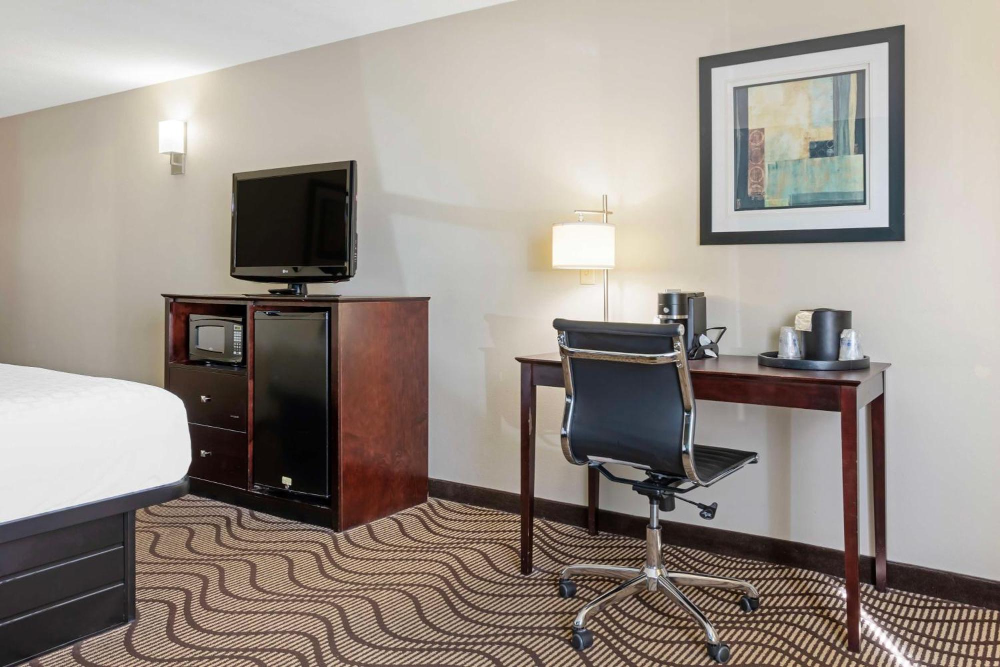 Best Western Plus Lonoke Hotel Exterior photo